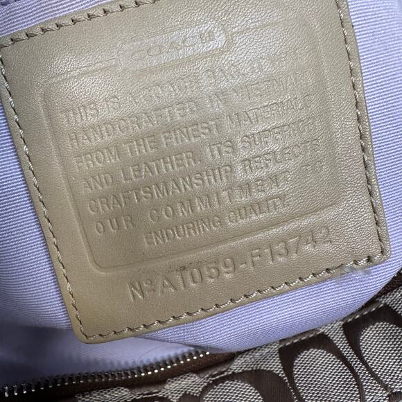 Vintage Y2K Coach Monogram Tan Canvas and Patent Leather Shoulder Bag - Picture 11 of 12